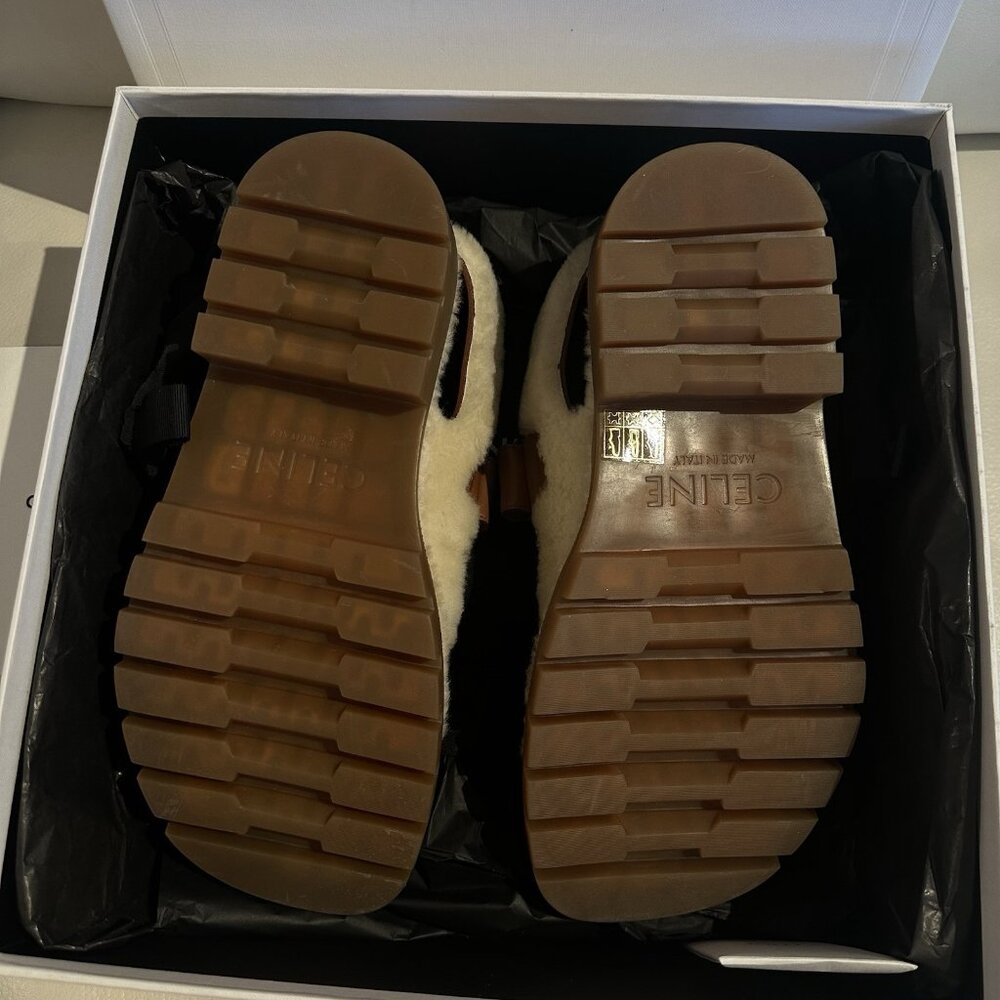 NEW Celine Leo Scratch Sandal Shearling Fur Tan Logo Strap Platform Flat 39 - Picture 7 of 11